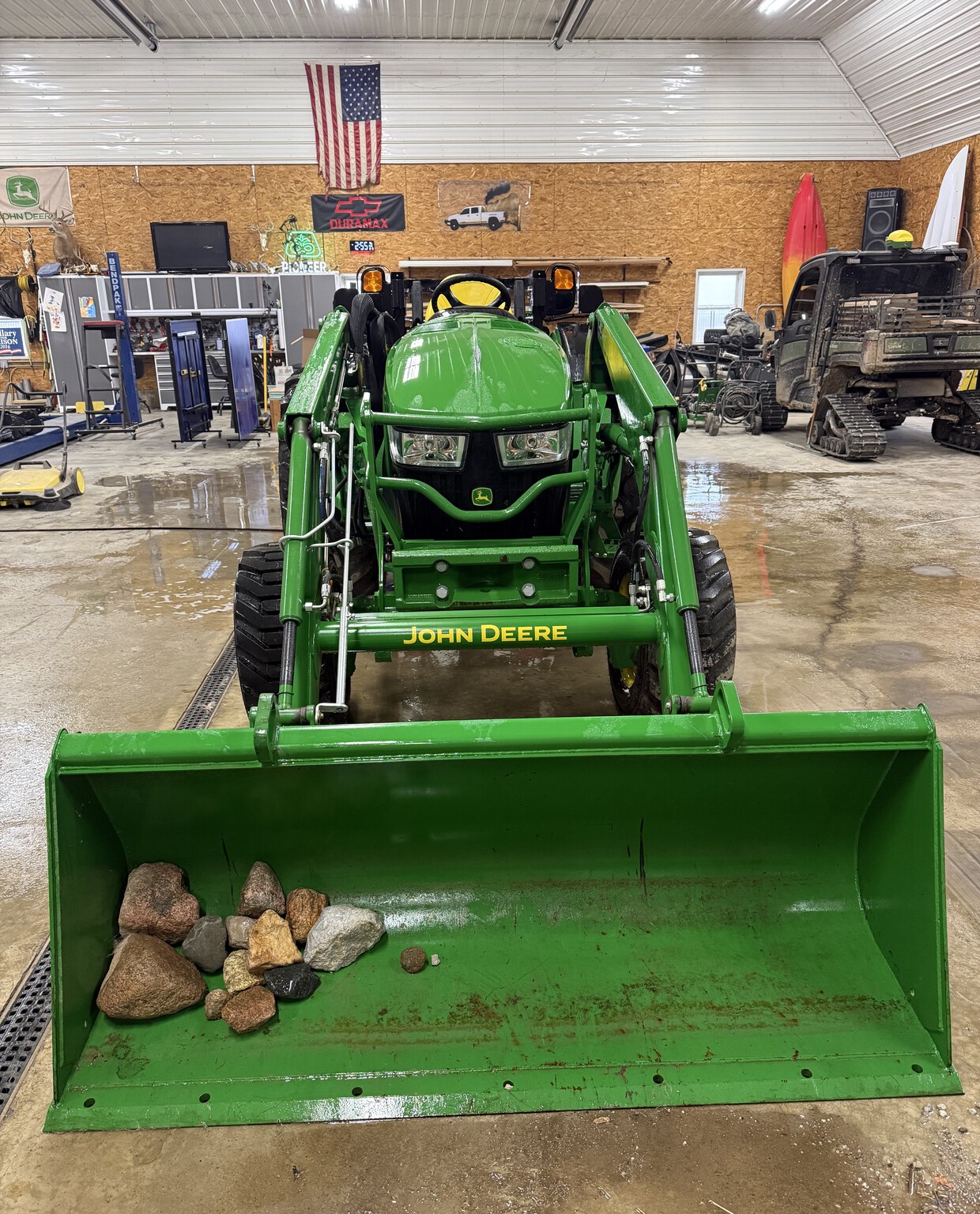 2022 John Deere 4066M HD Image 3