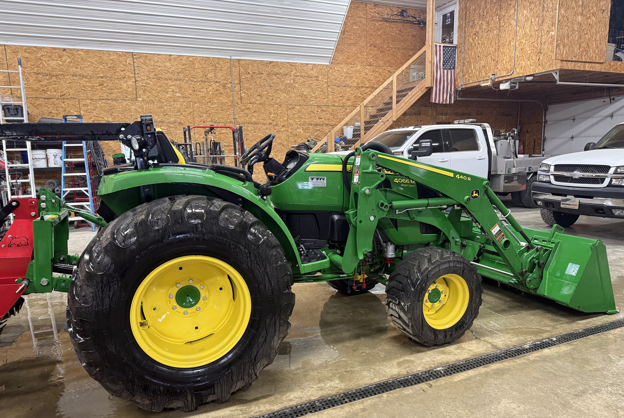 2022 John Deere 4066M HD Image 2