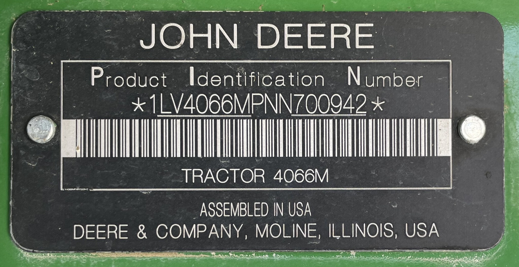 2022 John Deere 4066M Image 16