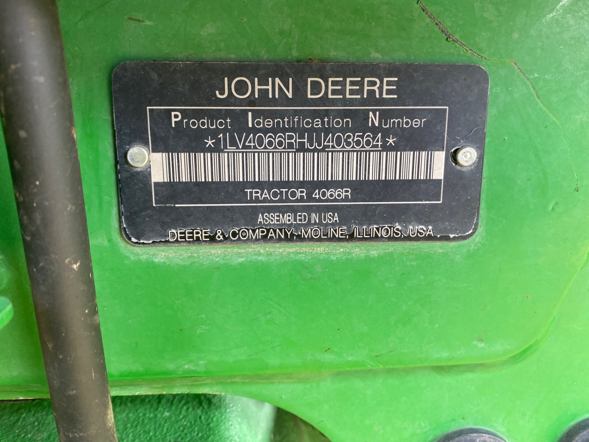 2018 John Deere 4066R Image 5