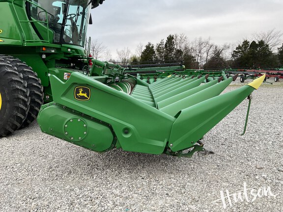 Photo of 2025 John Deere CF 12