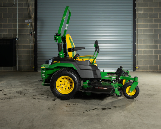 New In-Stock 2026 John Deere Z530R Zero Turn Mowers at Horizon Ag & Turf in Horizon Ag & Turf, - Photo3