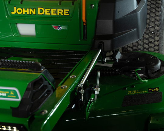 New In-Stock 2026 John Deere Z530R Zero Turn Mowers at Horizon Ag & Turf in Horizon Ag & Turf, - Photo9