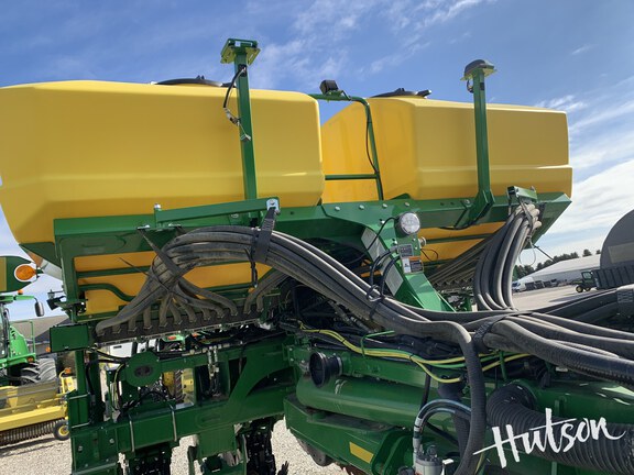 Photo of 2025 John Deere 1775NT