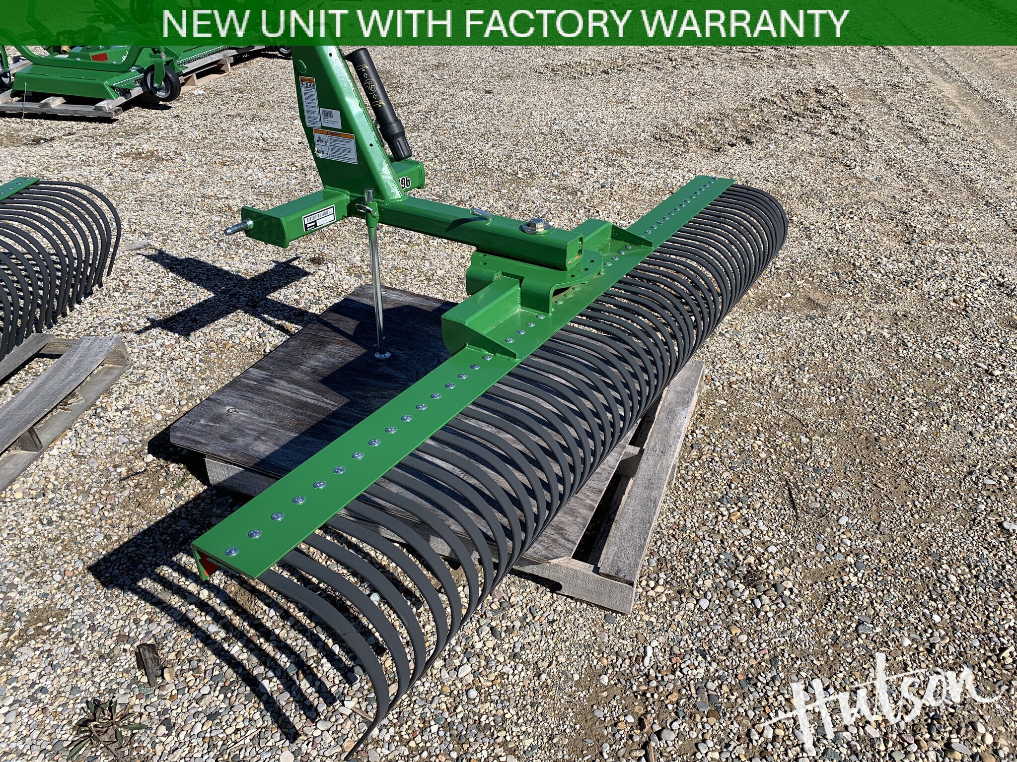 2024 Frontier LR2196