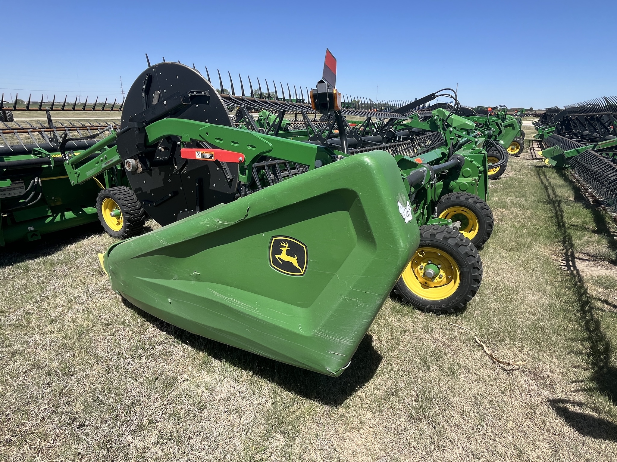 2024 John Deere HD35R Image 4