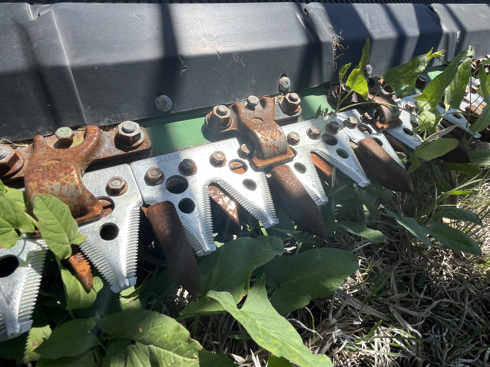 2024 John Deere HD35R Image 8