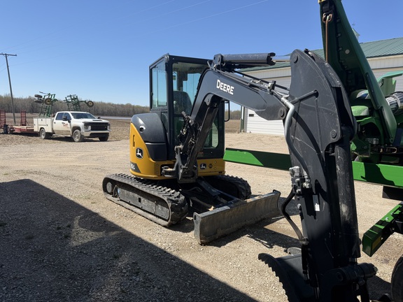 Photo of 2023 John Deere 35G