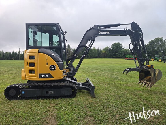 Photo of 2023 John Deere 35G