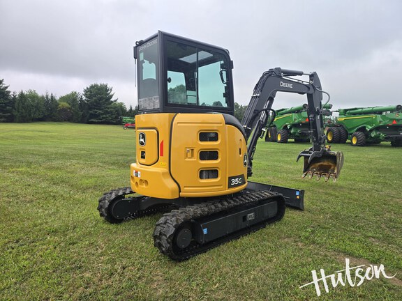 Photo of 2023 John Deere 35G