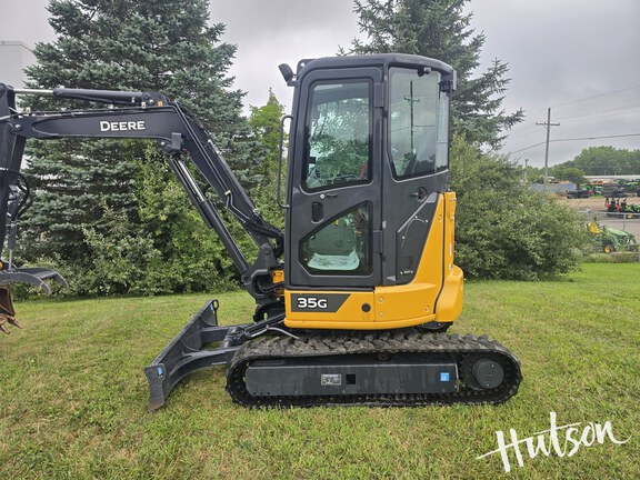Photo of 2023 John Deere 35G