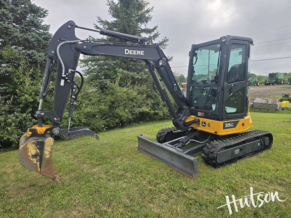 Photo of 2023 John Deere 35G