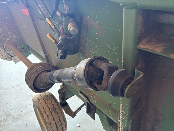 Used 2001 John Deere 920 Combine Platforms at Koenig Equipment in Anna, OH - Photo6