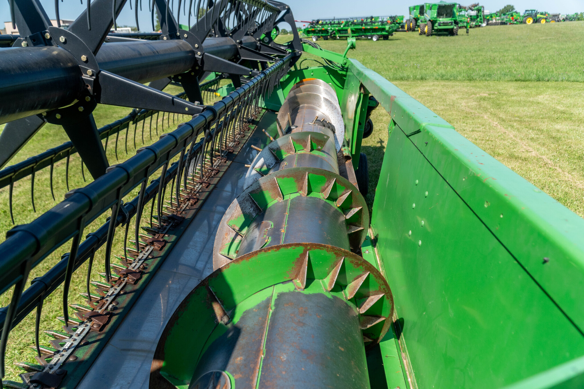 Used 2001 John Deere 920 Combine Platforms at Koenig Equipment in Anna, OH - PhotoXL10