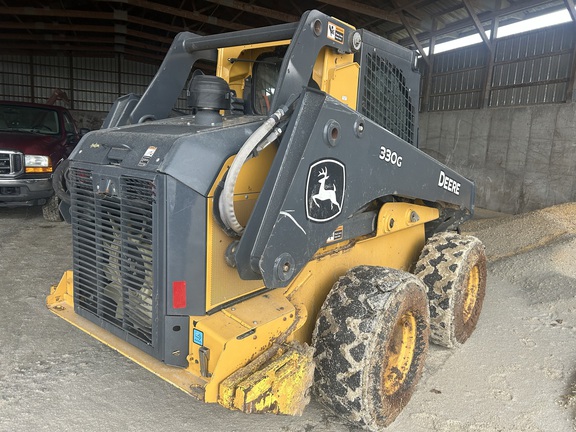 Photo of 2020 John Deere 330G