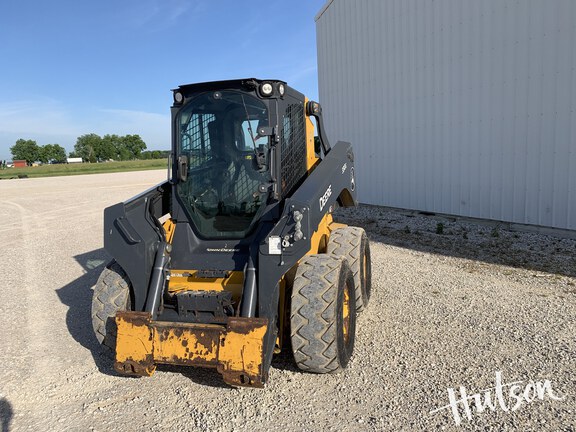 Photo of 2020 John Deere 330G