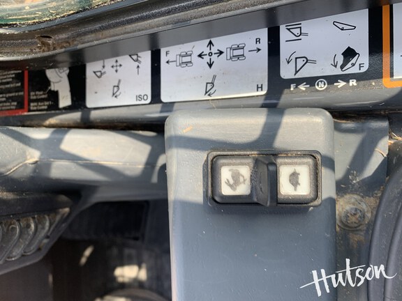 Photo of 2020 John Deere 330G