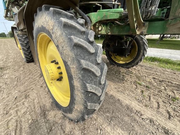 Photo of 2023 John Deere 412R