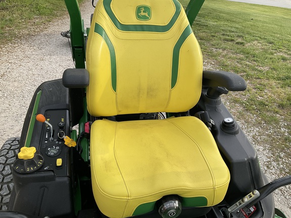 Photo of 2025 John Deere Z960M