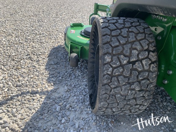 Photo of 2025 John Deere Z960M