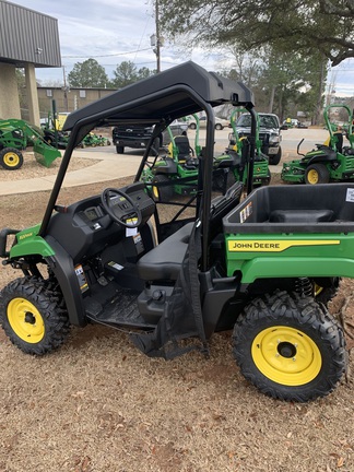 2025 John Deere XUV560E-4