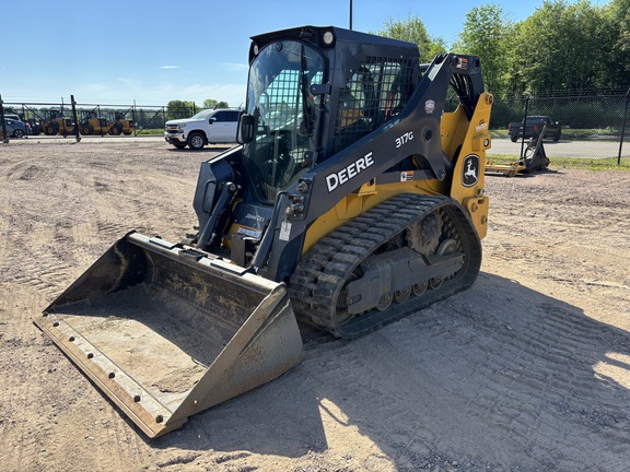 Photo of a 2023 John Deere 317G