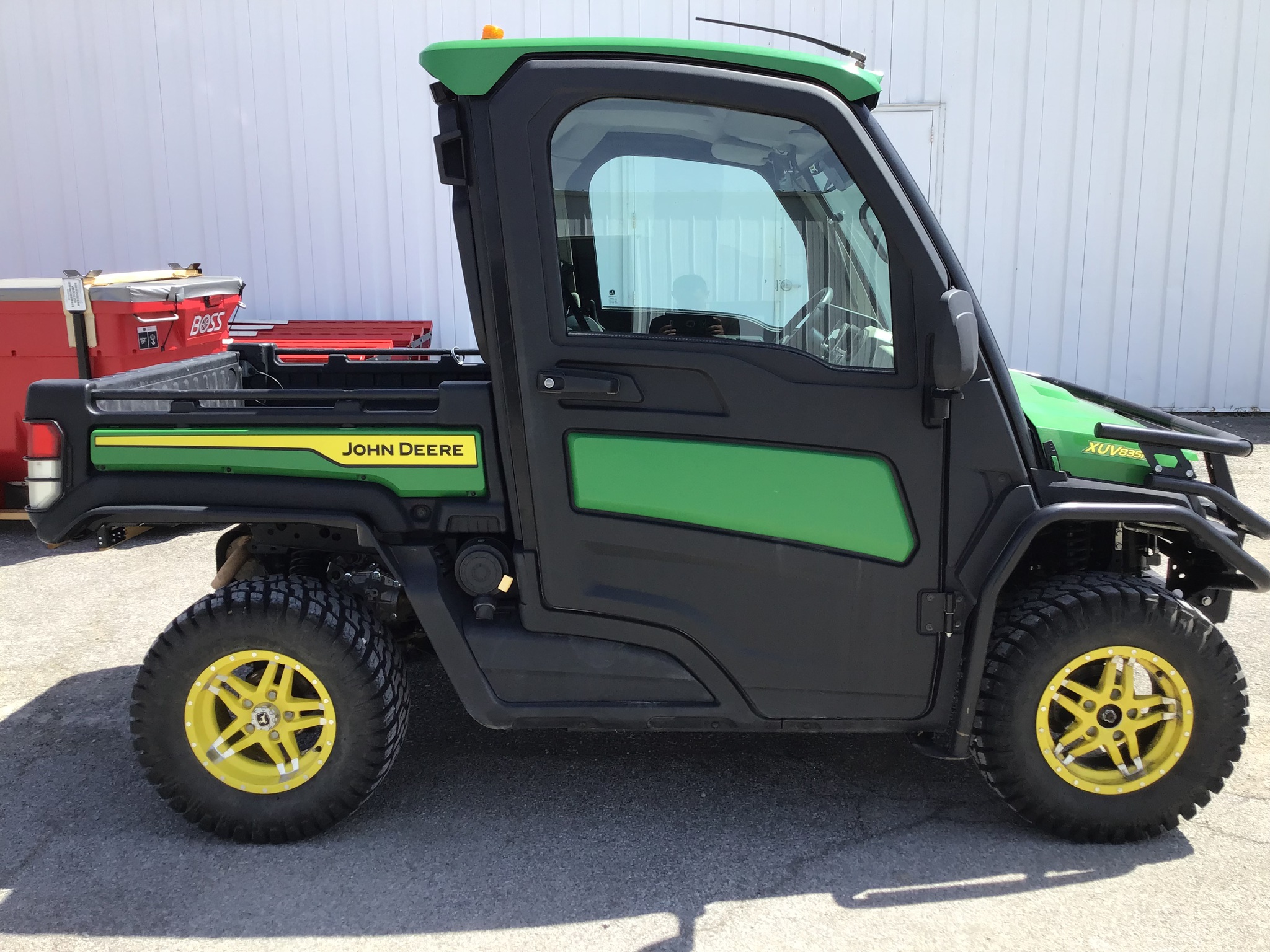 2022 John Deere XUV 835R Image 3