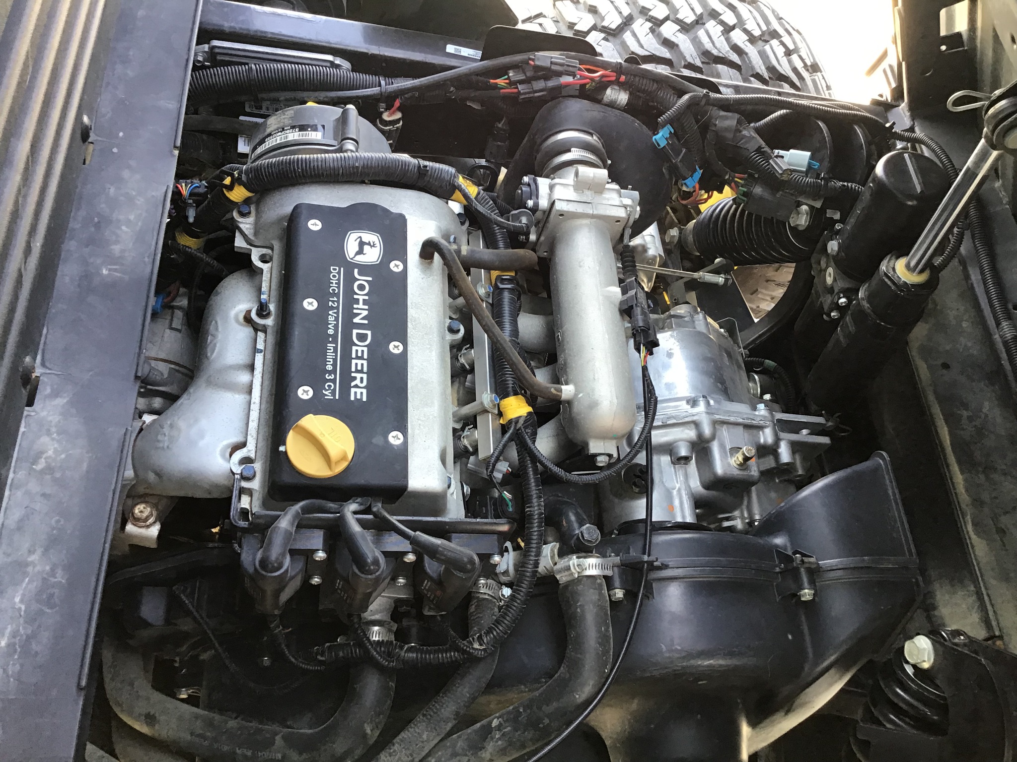 2022 John Deere XUV 835R Image 19