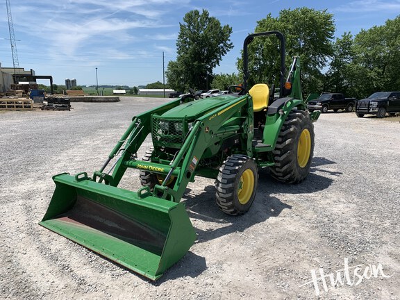 Photo of 2022 John Deere 4066R