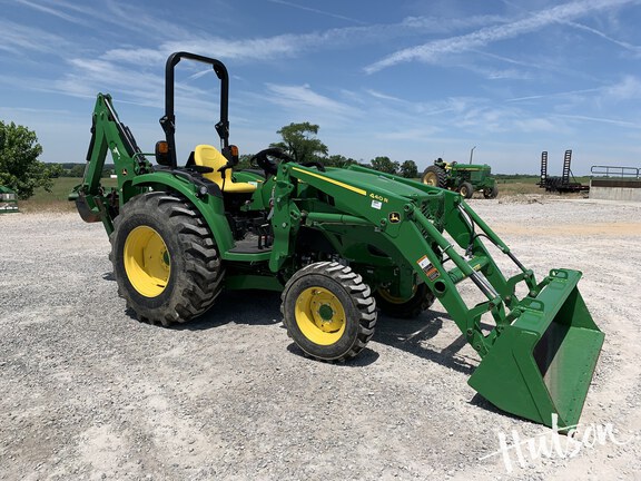 Photo of 2022 John Deere 4066R