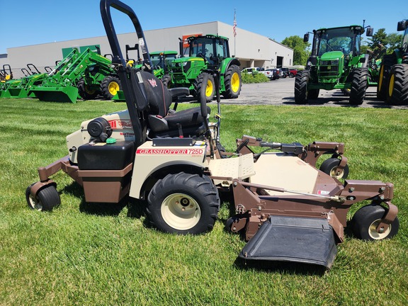 2024 Grasshopper 725D