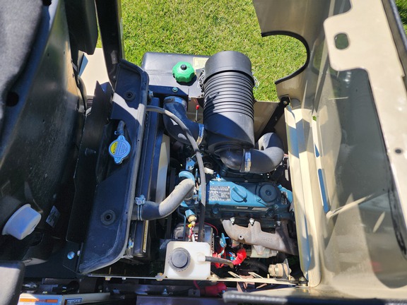 2024 Grasshopper 725D