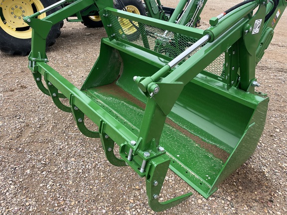 2023 John Deere 620R (3rd thumbnail)