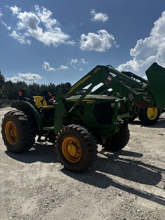 2012 John Deere 5083E