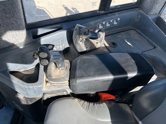 2022 John Deere 950K