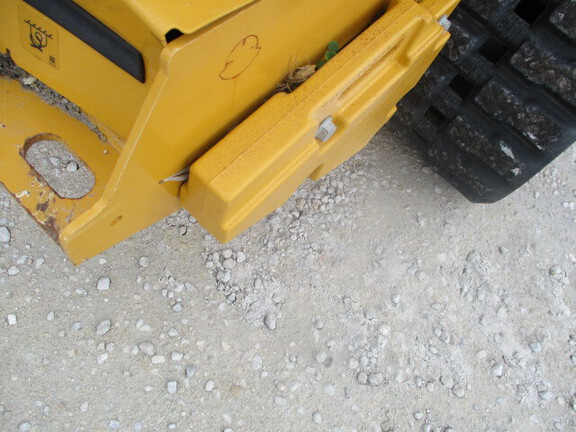 2024 John-Deere 335 P