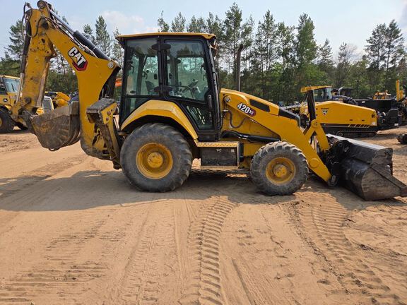 2020 Caterpillar 420 XE