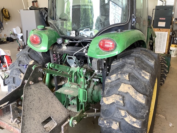 Photo of 2021 John Deere 4066R