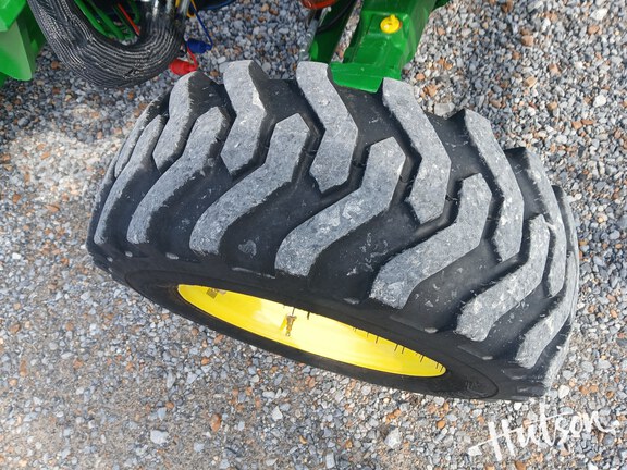 Photo of 2021 John Deere 4066R