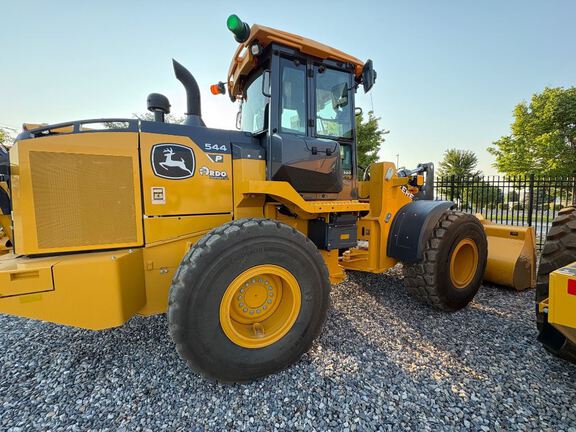 2025 John Deere 544P