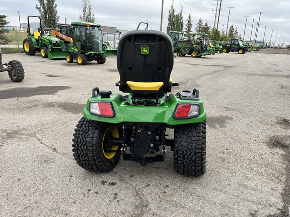 2020 John Deere X739