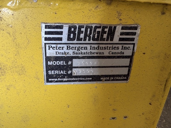 Used 2009 John Deere 630F Combine Platforms at Horizon Ag & Turf in Barrhead, AB - Photo18