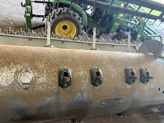 Used 2009 John Deere 630F Combine Platforms at Horizon Ag & Turf in Barrhead, AB - Photo8
