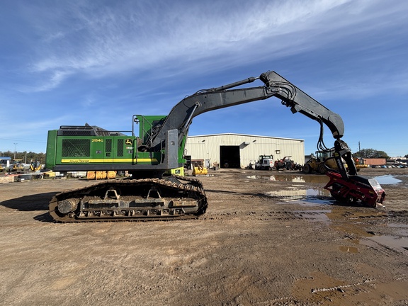 2018 John Deere 2154G