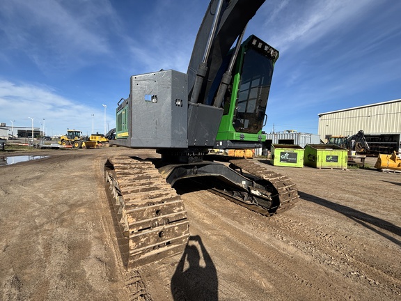 2018 John Deere 2154G