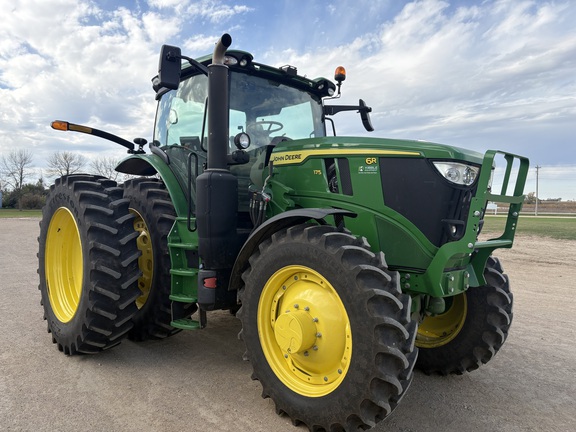 2025 John Deere 6R 175 - Photo2
