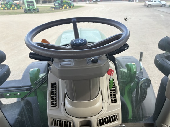 2025 John Deere 6R 175 - Photo22