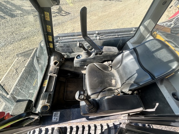 2022 JCB 3TS-8T