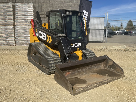 2022 JCB 3TS-8T