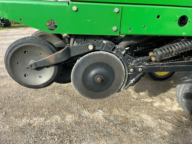 2008 John Deere 455 Box Drills